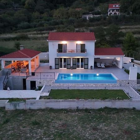 Secluded House - Guaranteed Privacy - Heated Pool Villa Klis Exteriör bild