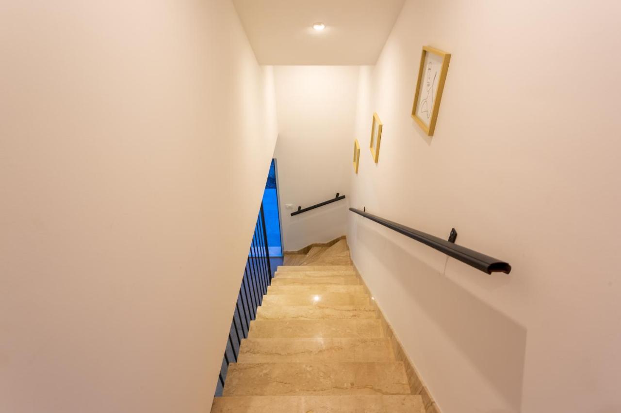 Secluded House - Guaranteed Privacy - Heated Pool Villa Klis Exteriör bild